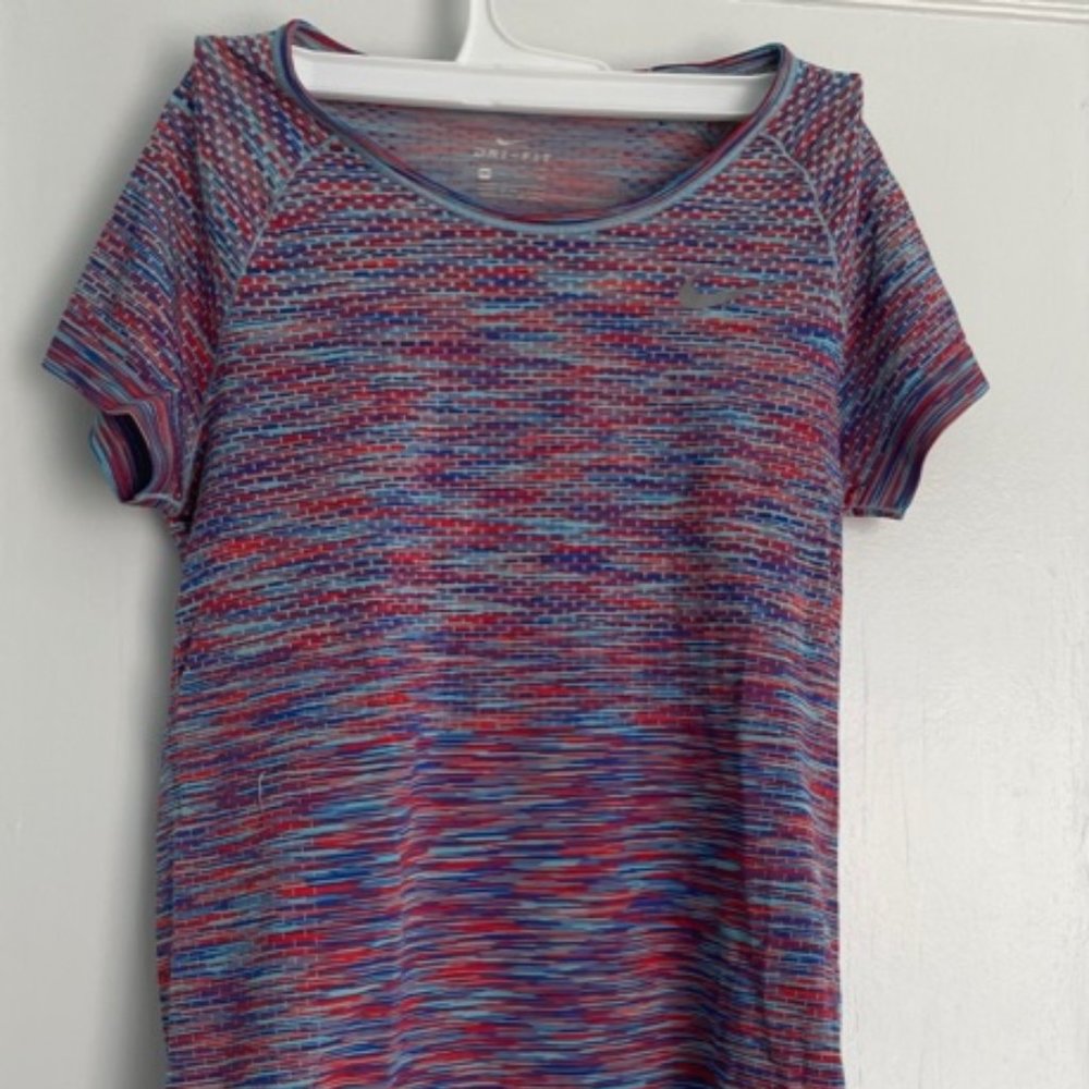 athletic top